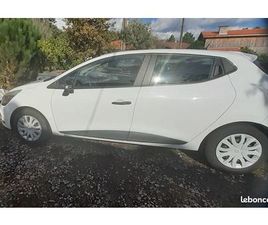 VOITURE CLIO COMMERCIAL