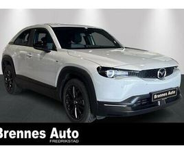 EXCLUSIVE-LINE NAVIGASJON, APP, KAMERA, HUD, ACC +