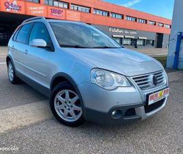 VOLKSWAGEN POLO CROSS CROSS IV (2) 1.6I 105 CH CONFORTLINE