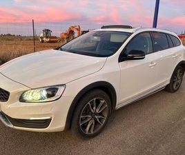 VOLVO - V60 CROSS COUNTRY