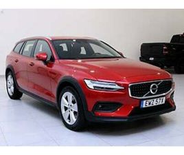 VOLVO V60 CROSS COUNTRY B5 / 250HK / AWD / MOMENTUM / H/K