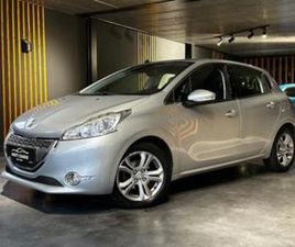 PEUGEOT 208 ② PEUGEOT 208 82 VTI STYLE | SENSOREN | NAVIGATIE | — PEUGEOT — 2EMEMAIN
