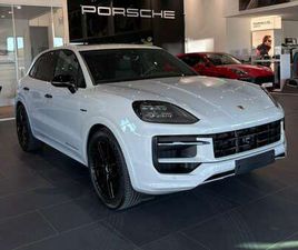 CAYENNE BLACK EDITION 2026 E-HYBRID