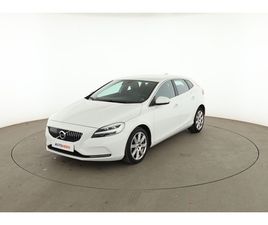 VOLVO V40 D2 VOLVO V40 2.0 D2 INSCRIPTION