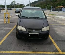 FIAT IDEA HLX 1.8 MPI FLEX 8V 5P