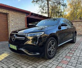 MERCEDES EQC 400 MERCEDES-BENZ EQC 400 4MATIC SE AMG LINE. KOMFORTBEJUTÁS. VONÓHOROG. AMBIENTE