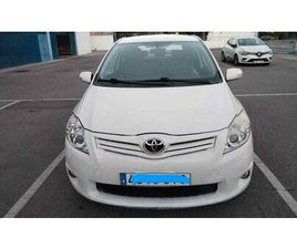 TOYOTA - AURIS