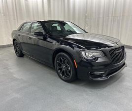 USED 2023 CHRYSLER 300 TOURING