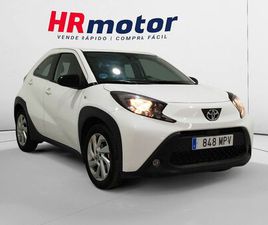 TOYOTA AYGO X TOYOTA AYGO 1.0 PLAY