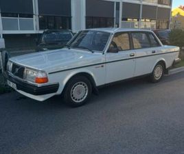 VOLVO 244 240 4-DOOR 2.0 DL