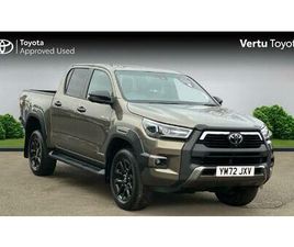TOYOTA HILUX TOYOTA HILUX INVINCIBLE X PICKUP'S 2.8 D-4D INVINCIBLE X AUTO 4WD EURO 6 (START/STOP) 4DR