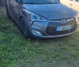 HYUNDAI VELOSTER VENDS OU ÉCHANGE HYUNDAI VELOSTER TRÈS BON ÉTAT