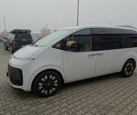 HYUNDAI STARIA SIGNATURE 4WD