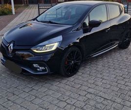CLIO 4 RS TROPHY 220 CH