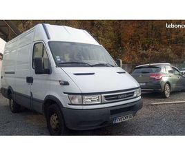 IVECO DAILY III H2 L3 95 CV , 2.3 L, 35 S 10 , PEINTURE NEUVE, 33800 KMS GARANTI , UNE SEULE FOIS IMMATRICULÉ ATTELAGE, PNEUS NEUFS, SELLERIE SUPERBE, CLIMATISA