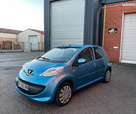PEUGEOT 107 PEUGEOT 107 1.0I PHASE 1 BOITE AUTOMATIQUE