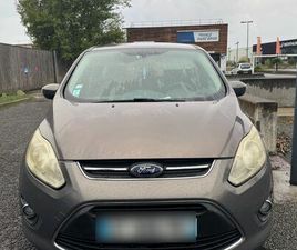JE VENDS MA VOITURE
