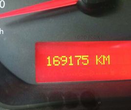 RENAULT KANGOO RENAULT KANGOO M1 MONOVOLUMEN 75CV MANUAL DE 4 PUERTAS