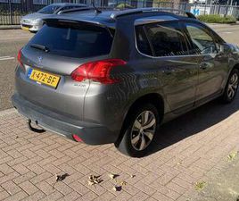 PEUGEOT 2008 1.2 PURETECH ALLURE