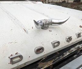 1967 DODGE W200 SWEPTLINE POWER WAGON PICKUP TRUCK - OBO