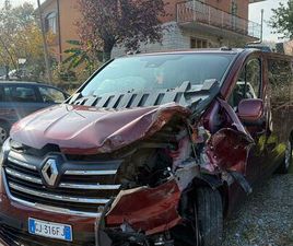 RENAULT TRAFIC 9 POSTI