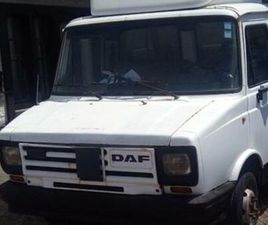 DAF 400 ② DAF 400 DIESSEL 2.500CC DE 1990 CAISSE POUR DEUX CHEVAUX — CAMIONNETTES & UTILITAIRES — 2EMEMAIN