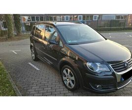 VOLKSWAGEN TOURAN CROSS 7SITZE AUTOMATIK 2.0