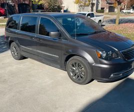 2016 CHRYSLER TOWN & COUNTRY S