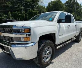 CHEVROLET SILVERADO 2500HD CREW CAB 2019 CHEVROLET SILVERADO 2500HD CREW - 6.0 V8 - 4WD - ONE OWNER! 133K