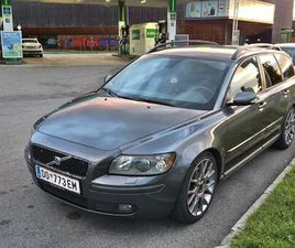 VOLVO V50 T5 T5 MOMENTUM