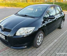 TOYOTA AURIS TOYOTA AURIS 1,4 BENZYNA PRUDNIK - SPRZEDAJEMY.PL