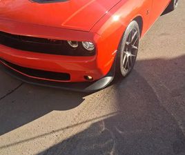DODGE CHALLENGER SHAKER 2017 CHALLENGER R/T 392 SCAT PACK WITH SHAKER HOOD
