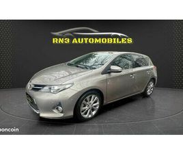 TOYOTA AURIS HSD 136H DYNAMIC 17 5P