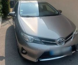 TOYOTA AURIS