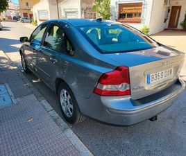 VOLVO S40 VOLVO - S40