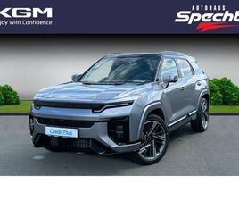 LUX 6/AT 2WD LEDER MET. GAR. NAVI DIGITALES COCKPI