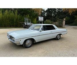 BUICK SKYLARK 1964 BUICK SKYLARK BLANC MANUEL, 4 VITESSES CONDUITE À GA...