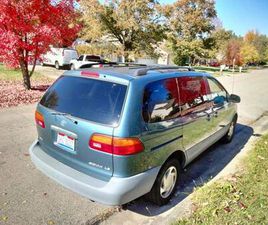 TOYOTA SIENNA ◊2000 TOYOTA SIENNA LE – VAN – NEW TIMING BELT & WATE