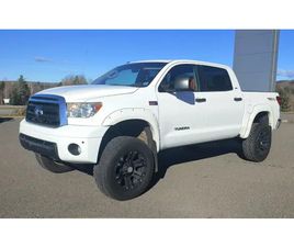 TOYOTA TUNDRA 2011 TOYOTA TUNDRA