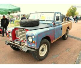 LAND ROVER SERIE III LAND ROVER SERIES 109 ESSENCE PICK UP 1972