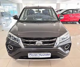 TOYOTA URBAN CRUISER