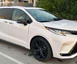 TOYOTA SIENNA TOYOTA SIENNA 2.5L HYBRID 4X4 XSE