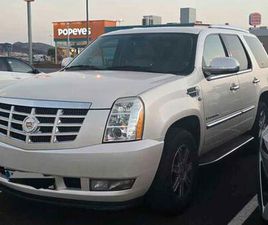 CADILLAC - ESCALADE