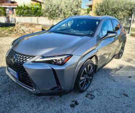 2-A VERSIONE UX 250H 2.0 LUXURY 4WD CVT MY 23