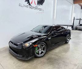 NISSAN GT-R 2010 NISSAN GT-R PREMIUM***LOW MILEAGE 49,000 MI***BLACK OBSIDIAN***