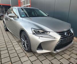 LEXUS IS 300H HYBRID