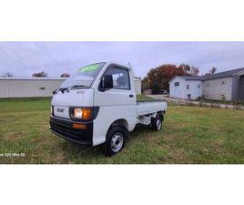 # 19 1994 DAIHATSU HIJET 4X4, HI-LO, 5 SPEED. ONLY 8,700 MILES