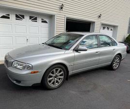 VOLVO S80 2004 VOLVO S80 2.5T A SR W/PREMIUM PACKAGE (LOW MILE) TIMING BELT DONE
