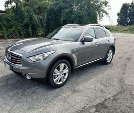 INFINITI QX70 INFINITI QX70