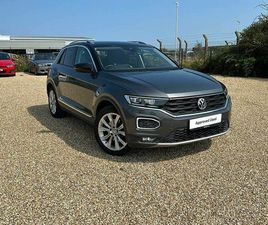 VOLKSWAGEN T-ROC -